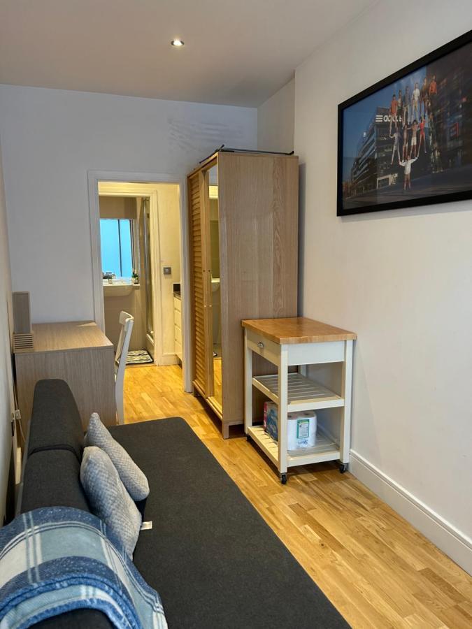 Fully Equipped Studio In Greenwich - 1 Min To Station London Bagian luar foto